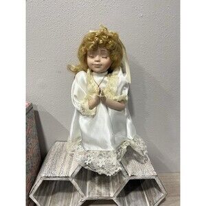 VTG Collector's Choice Porcelain Doll Praying Girl White Satin Lace Dress Cross